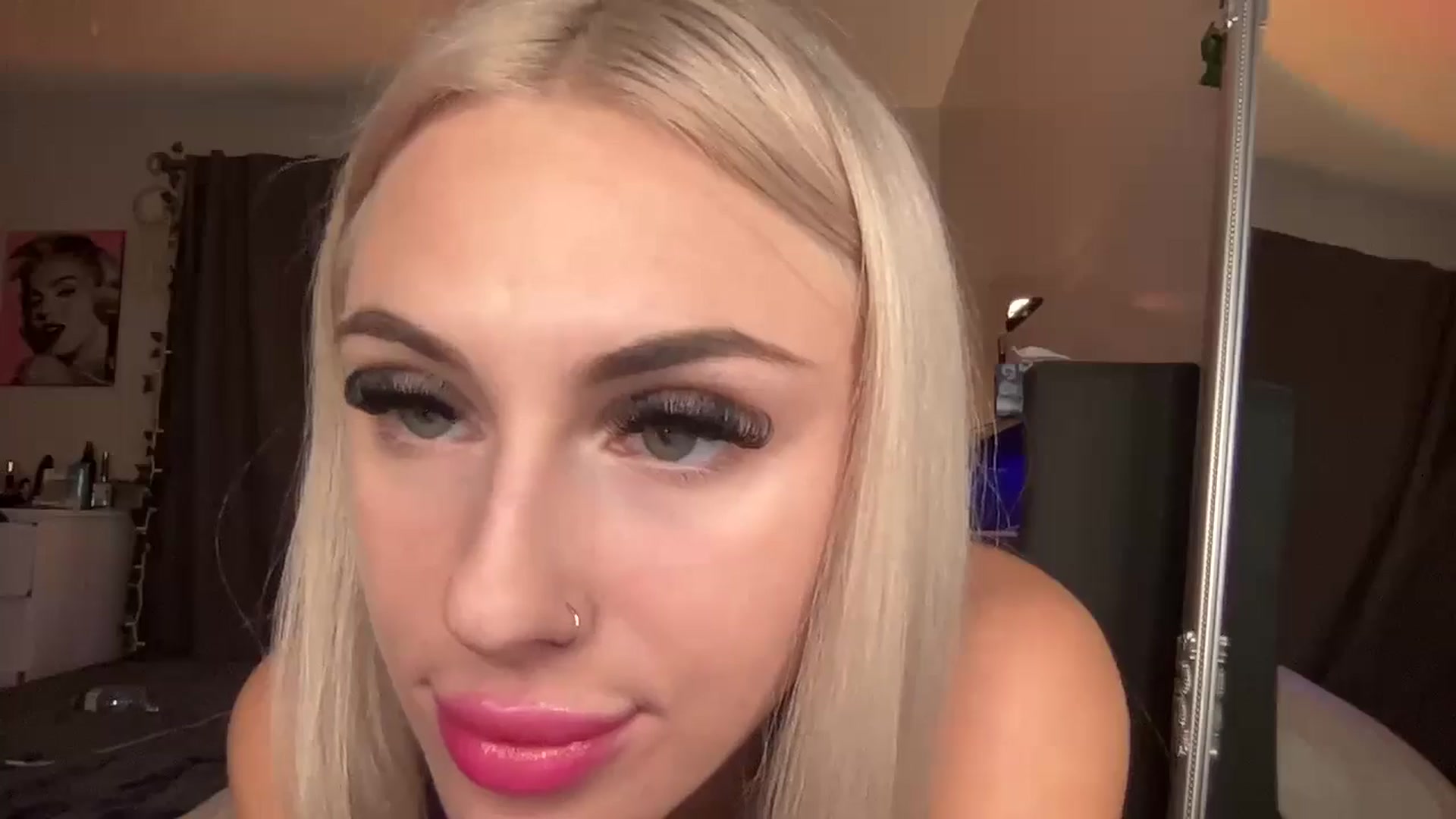 Gallery image thumbnail from Stacywinters's myfreecams stream on, 10/05/2024, 08:18 image 10 of 20