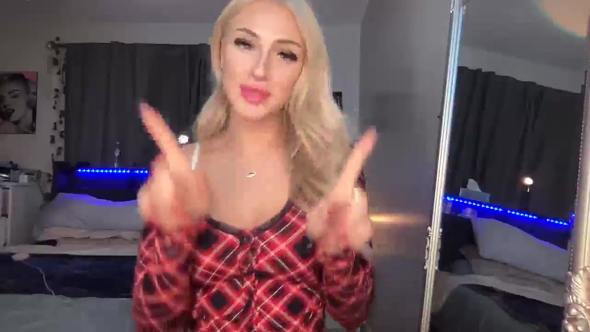 Gallery image thumbnail from Stacywinters's myfreecams stream on, 11/24/2024, 08:28 image 6 of 20