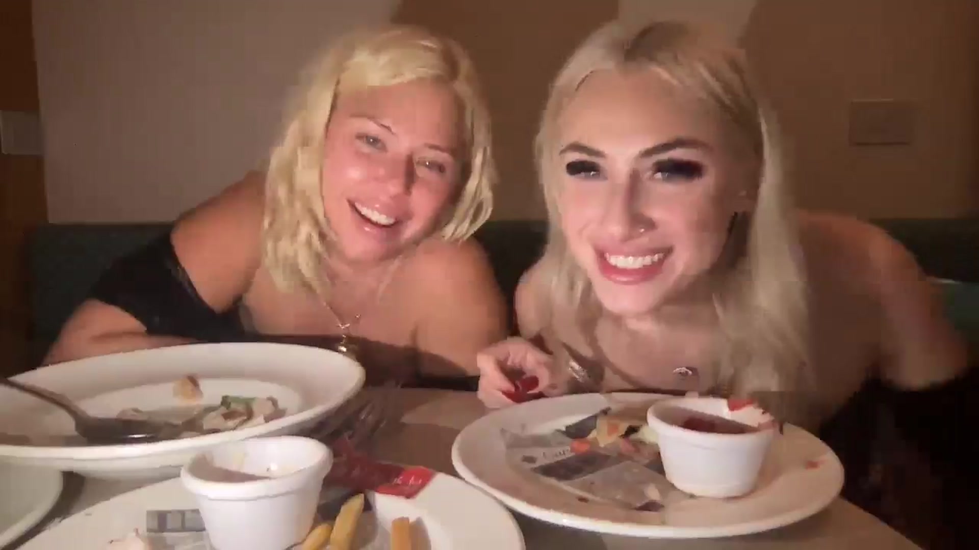Gallery image thumbnail from Stacywinters's myfreecams stream on, 11/25/2024, 06:54 image 14 of 20