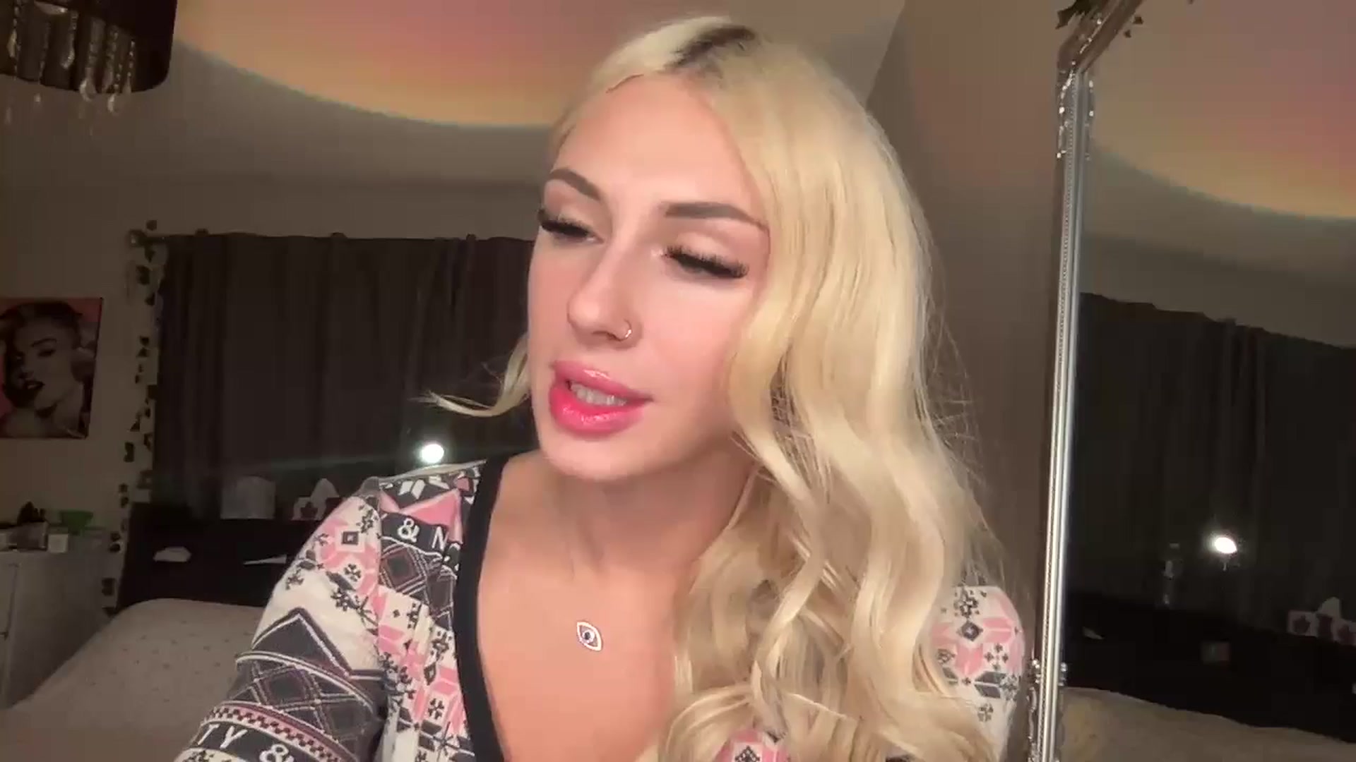 Gallery image thumbnail from Stacywinters's myfreecams stream on, 12/17/2024, 05:36 image 7 of 20