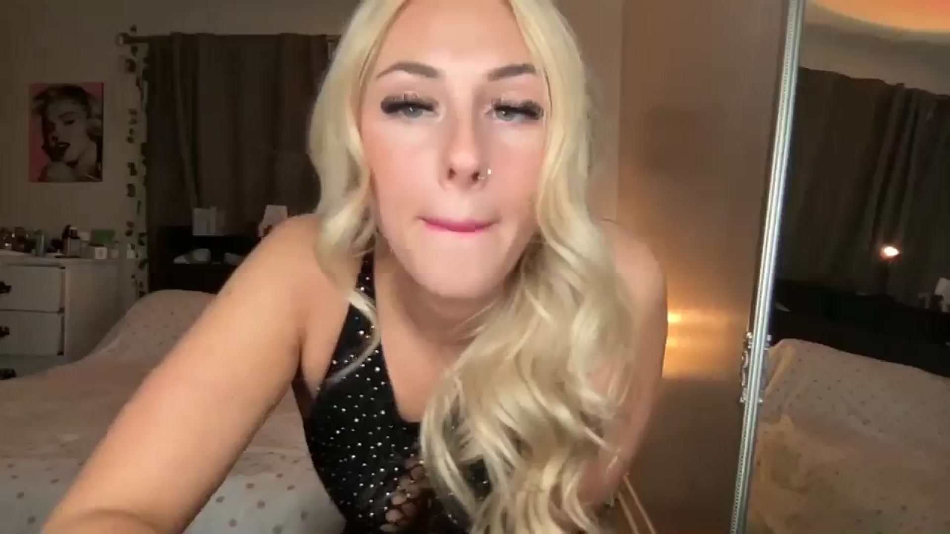 Gallery image thumbnail from Stacywinters's myfreecams stream on, 01/09/2025, 04:33 image 3 of 20