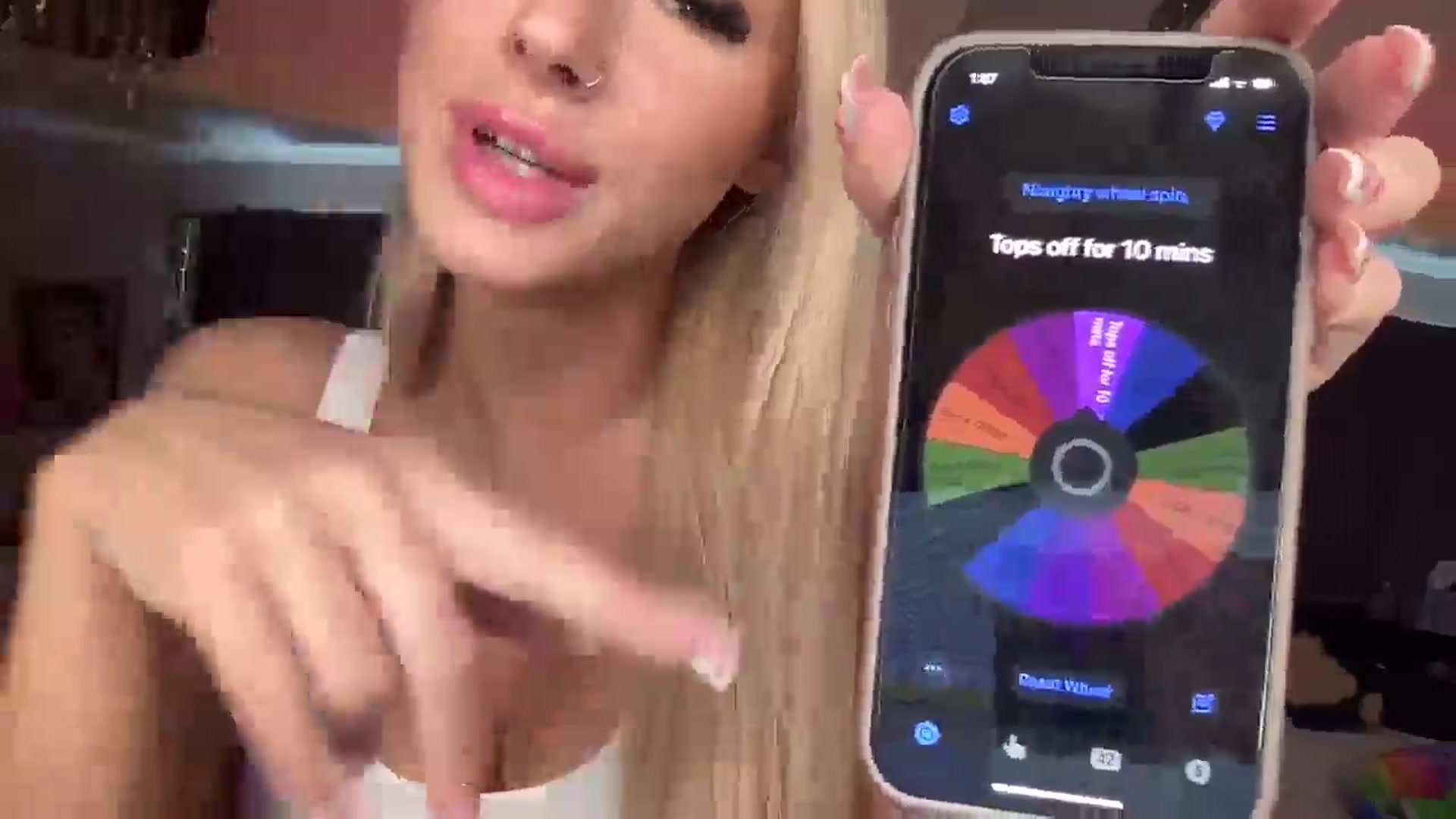 Gallery image thumbnail from Stacywinters's myfreecams stream on, 02/06/2025, 18:25 image 6 of 20