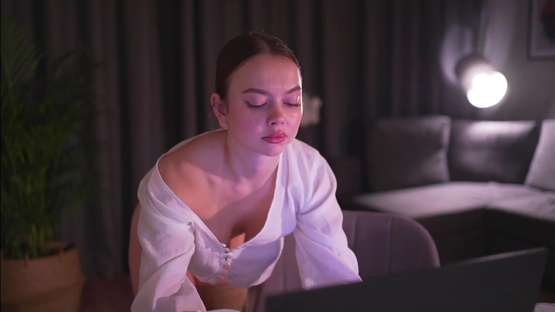 Gallery image thumbnail from Stacywithyou's myfreecams stream on, 03/05/2025, 23:03 image 10 of 20