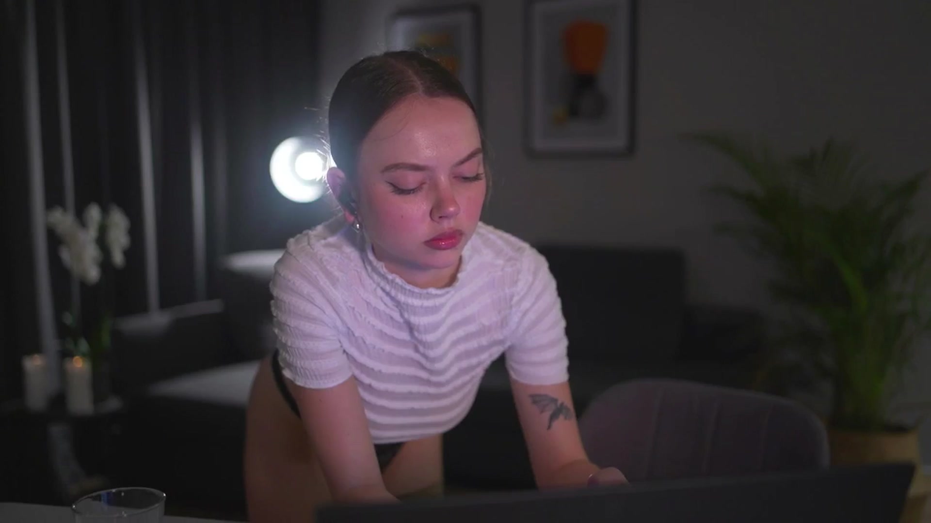 Gallery image thumbnail from Stacywithyou's myfreecams stream on, 06/08/2025, 24:00 image 4 of 20