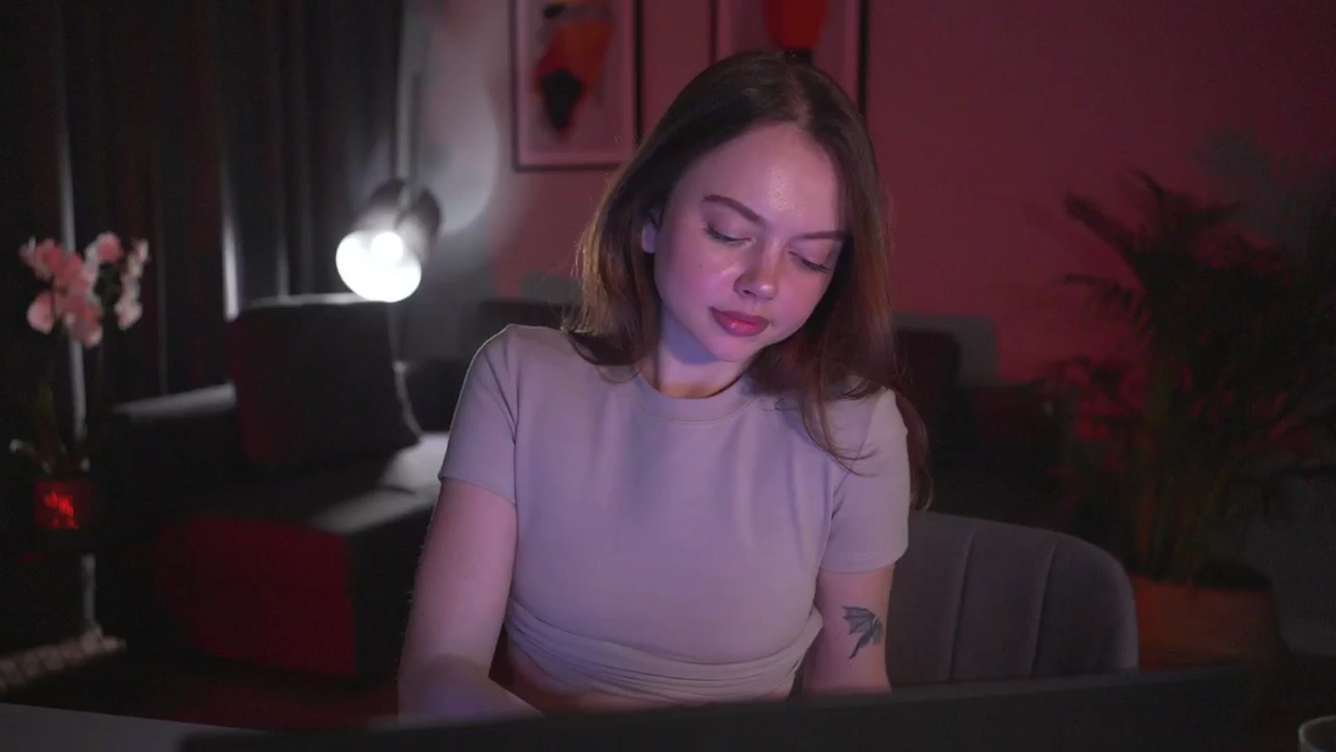 Gallery image thumbnail from Stacywithyou's myfreecams stream on, 06/21/2025, 24:10 image 8 of 20