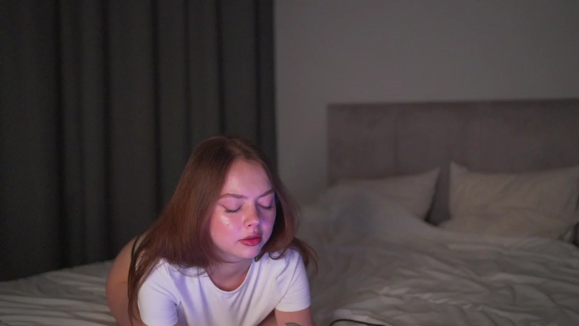 Gallery image thumbnail from Stacywithyou's myfreecams stream on, 06/29/2025, 24:18 image 1 of 20