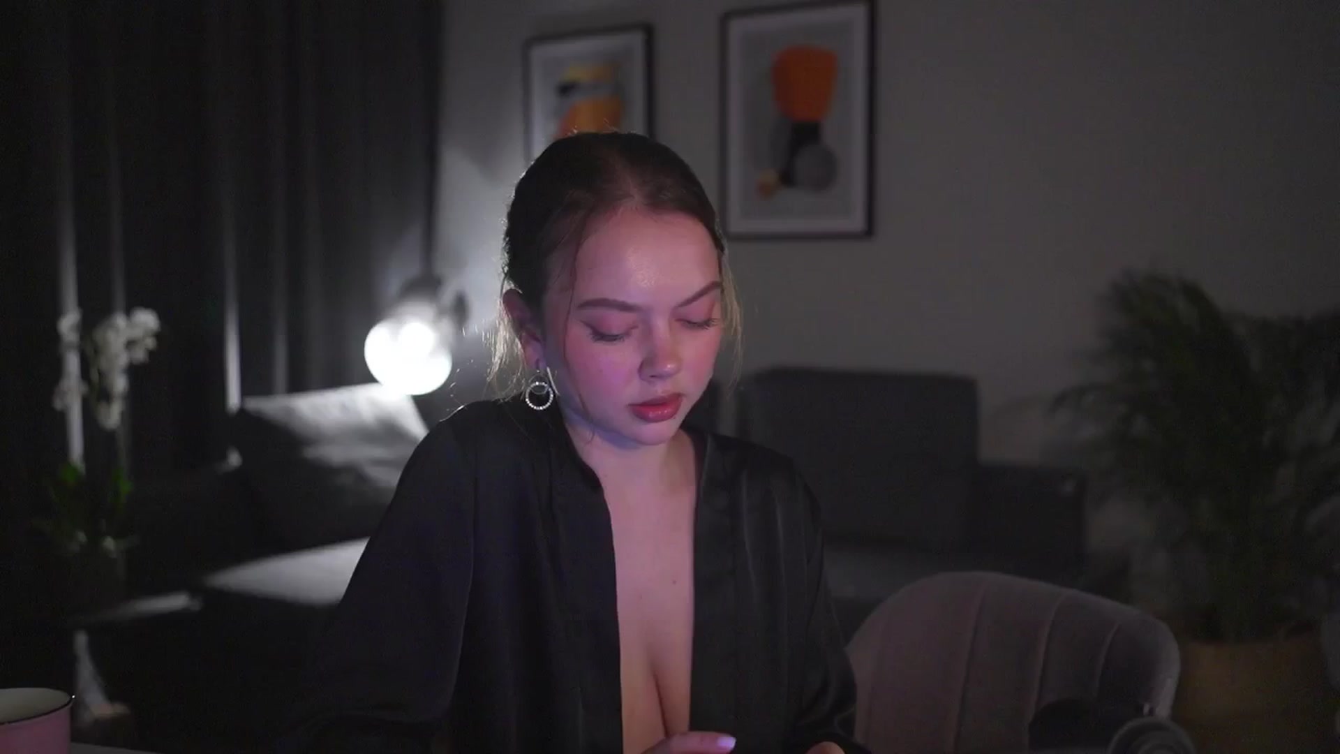 Gallery image thumbnail from Stacywithyou's myfreecams stream on, 07/08/2025, 22:32 image 17 of 20