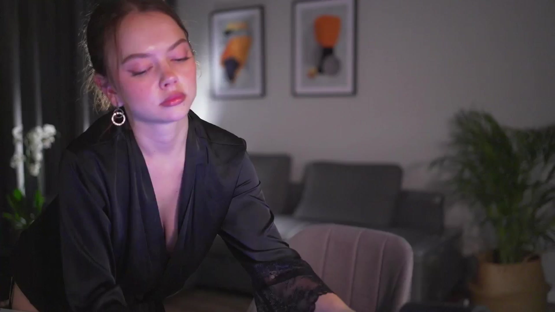 Gallery image thumbnail from Stacywithyou's myfreecams stream on, 07/09/2025, 24:00 image 13 of 20