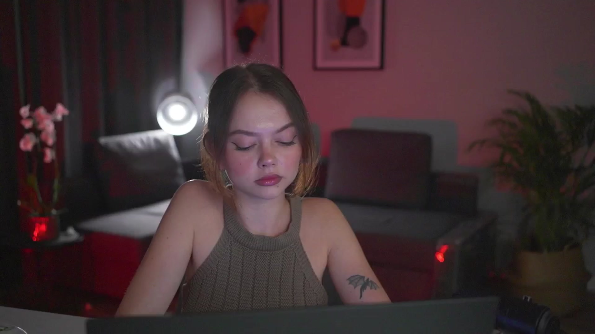 Gallery image thumbnail from Stacywithyou's myfreecams stream on, 07/09/2025, 20:59 image 12 of 20