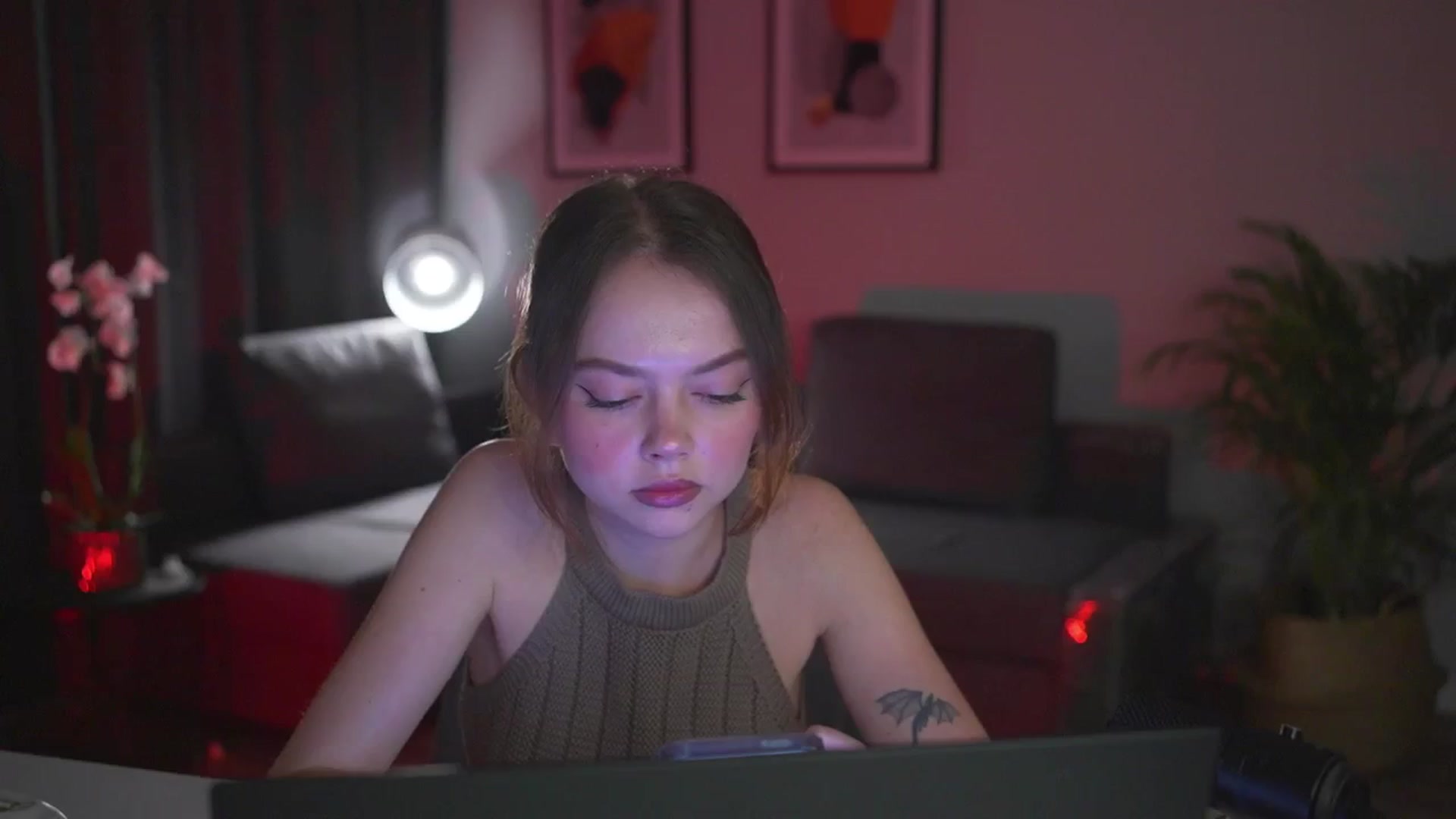 Gallery image thumbnail from Stacywithyou's myfreecams stream on, 07/09/2025, 20:59 image 9 of 20