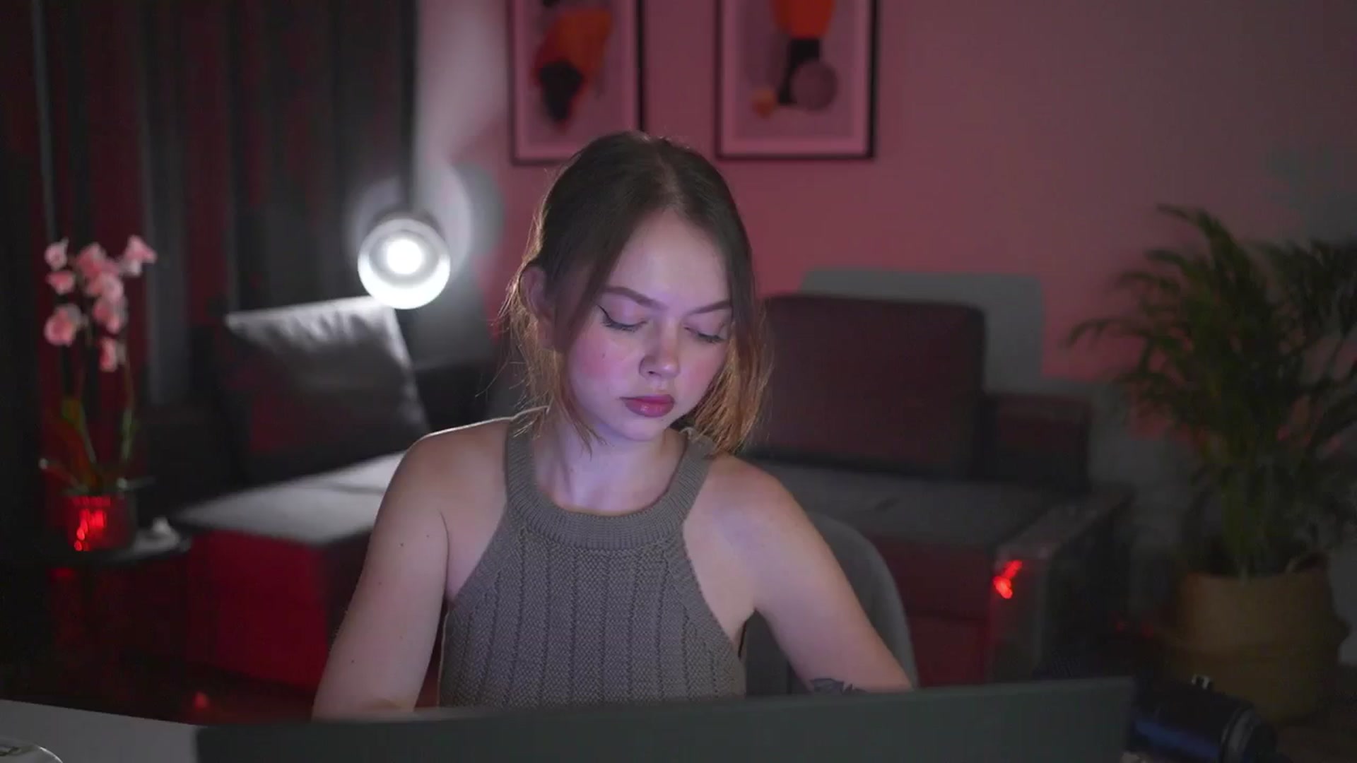 Gallery image thumbnail from Stacywithyou's myfreecams stream on, 07/09/2025, 20:59 image 6 of 20