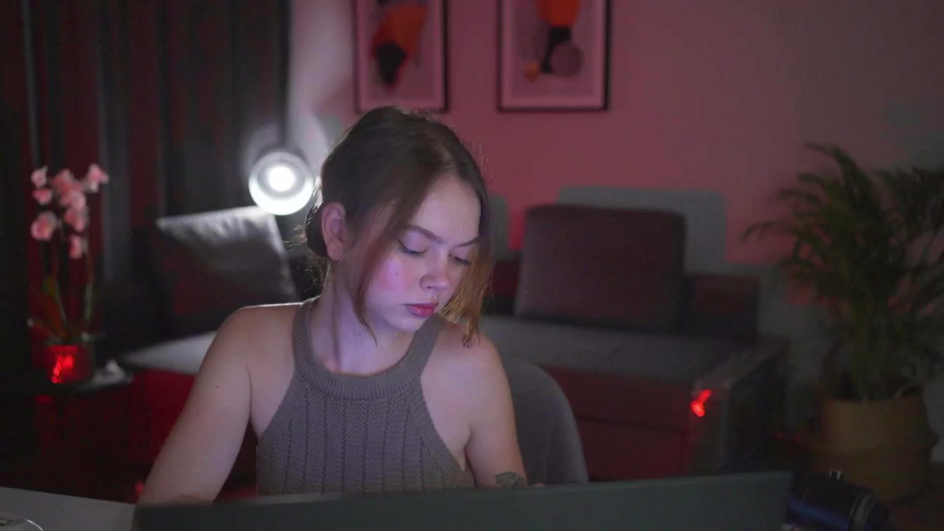Gallery image thumbnail from Stacywithyou's myfreecams stream on, 07/09/2025, 20:59 image 10 of 20