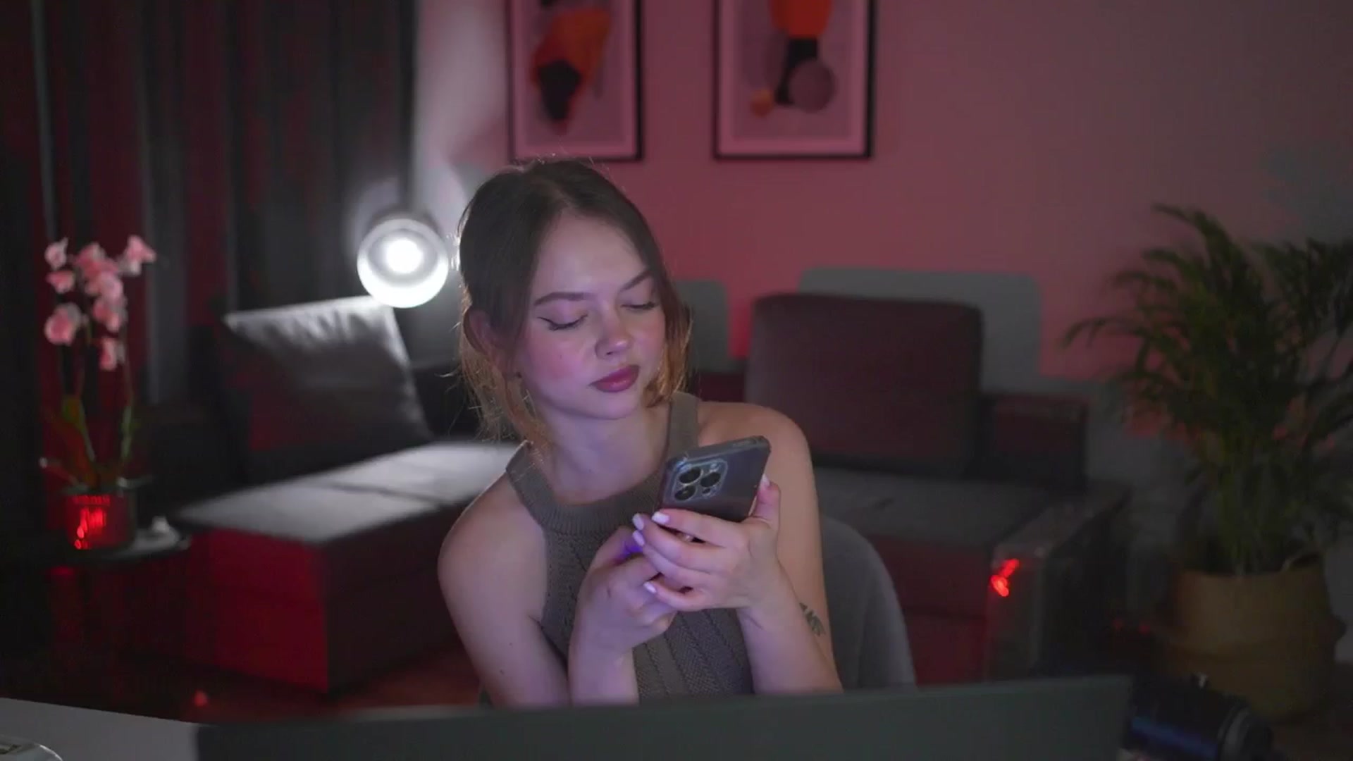 Gallery image thumbnail from Stacywithyou's myfreecams stream on, 07/09/2025, 20:59 image 4 of 20