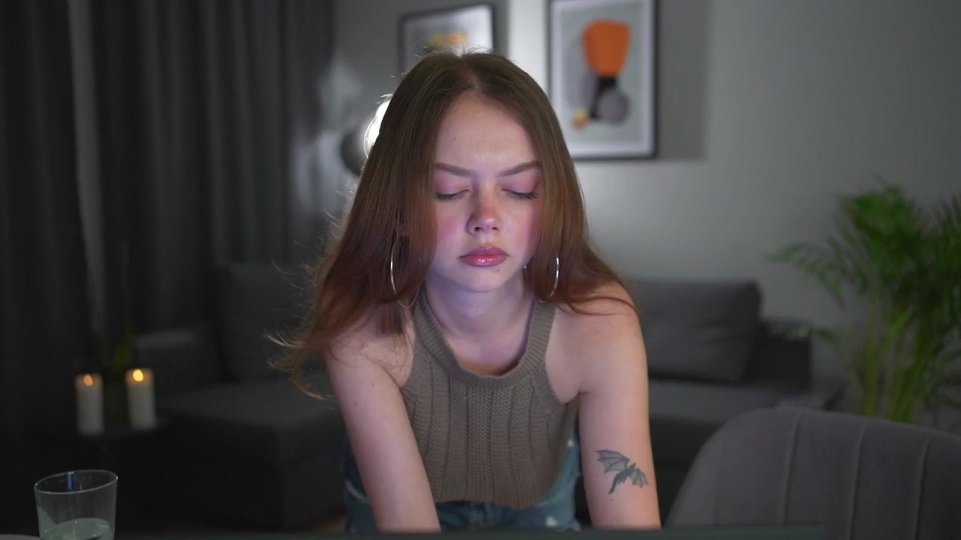 Gallery image thumbnail from Stacywithyou's myfreecams stream on, 08/01/2025, 21:43 image 10 of 20