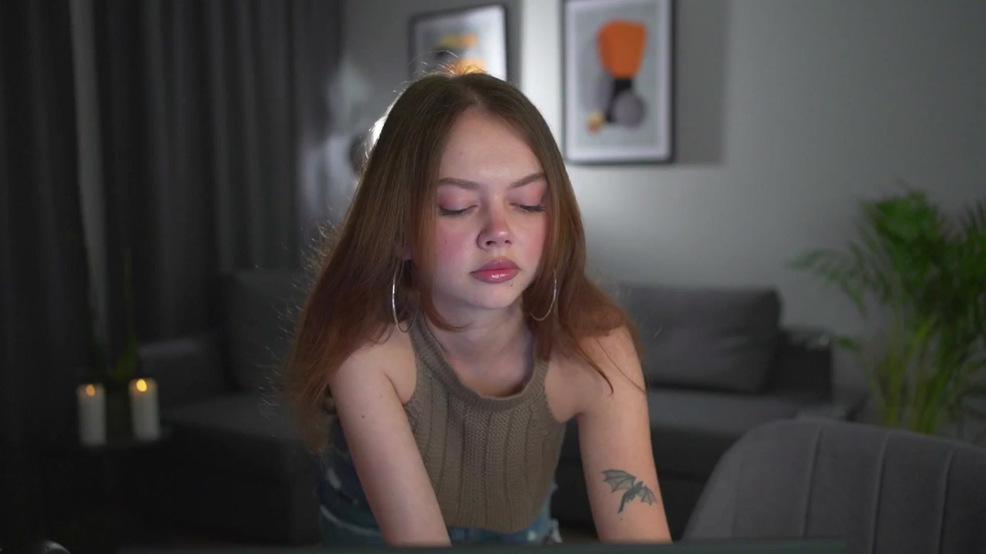 Gallery image thumbnail from Stacywithyou's myfreecams stream on, 08/01/2025, 21:43 image 2 of 20