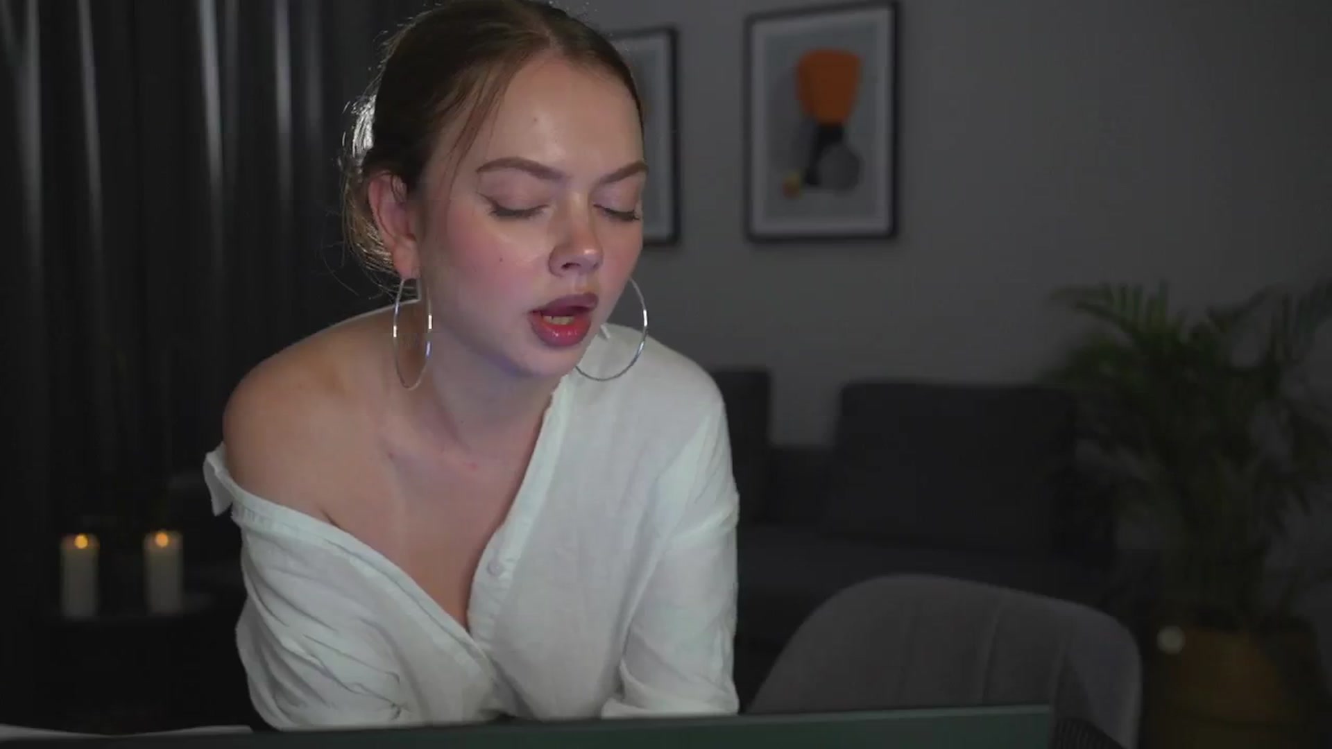 Gallery image thumbnail from Stacywithyou's myfreecams stream on, 08/05/2025, 23:42 image 2 of 20