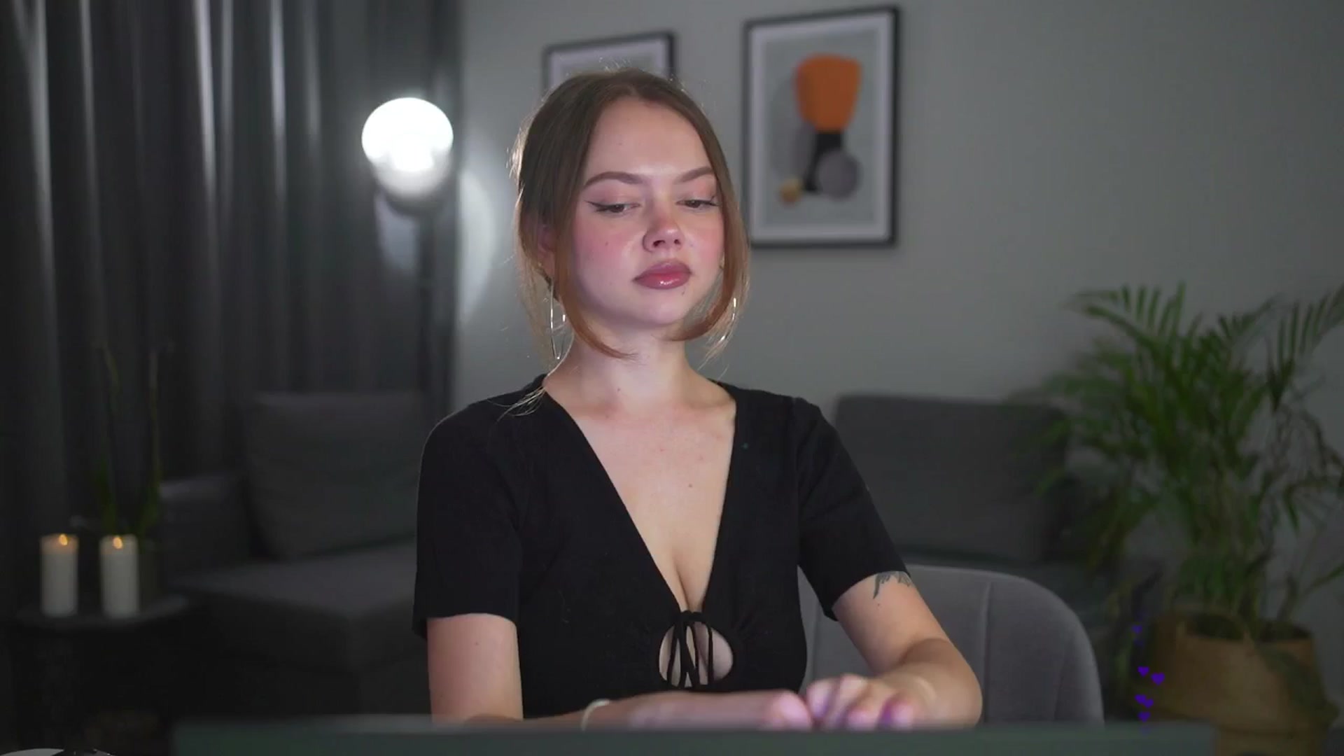 Gallery image thumbnail from Stacywithyou's myfreecams stream on, 08/07/2025, 21:56 image 12 of 20