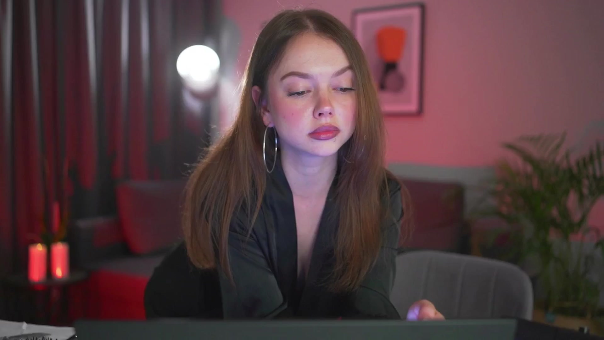 Gallery image thumbnail from Stacywithyou's myfreecams stream on, 08/10/2025, 21:44 image 6 of 20