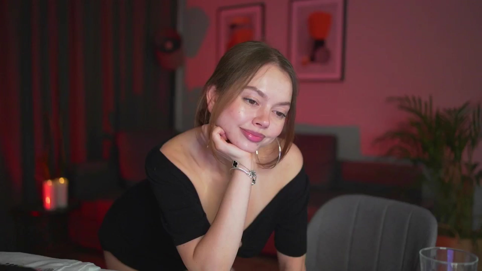 Gallery image thumbnail from Stacywithyou's myfreecams stream on, 08/14/2025, 01:28 image 3 of 20