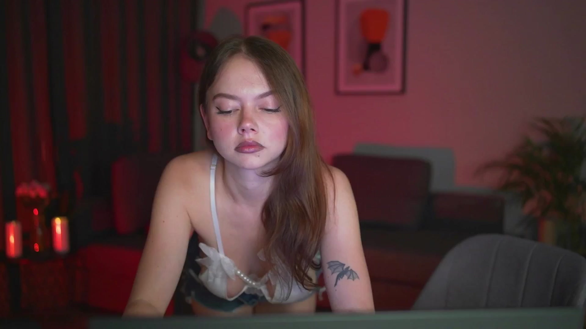 Gallery image thumbnail from Stacywithyou's myfreecams stream on, 08/21/2025, 24:05 image 9 of 20
