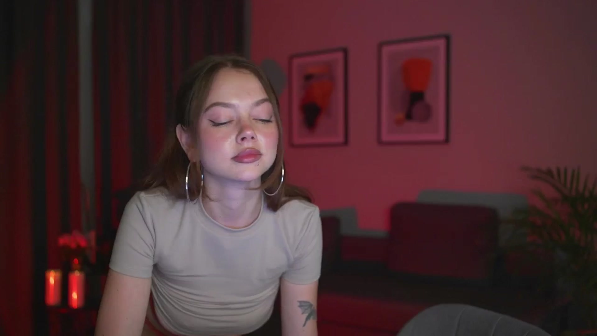 Gallery image thumbnail from Stacywithyou's myfreecams stream on, 08/21/2025, 23:31 image 19 of 20