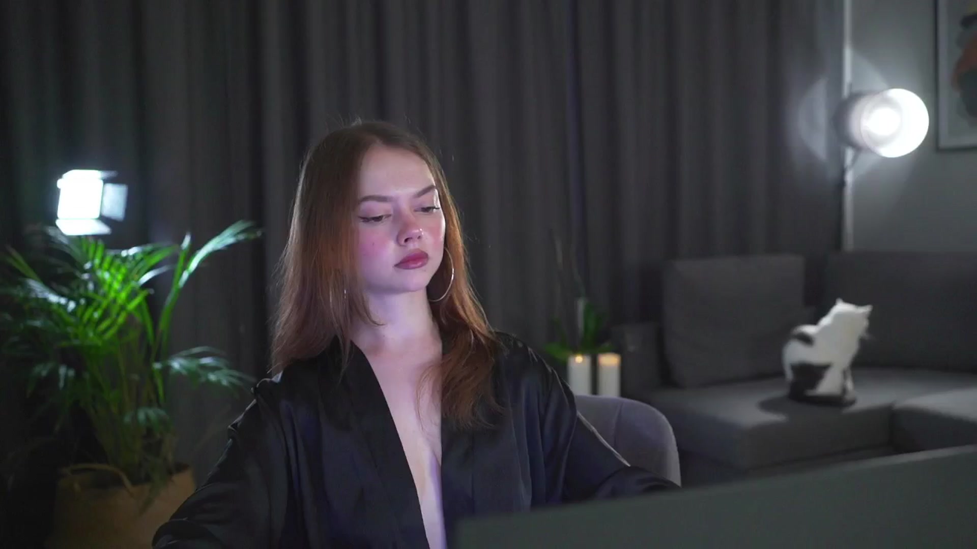 Gallery image thumbnail from Stacywithyou's myfreecams stream on, 08/28/2025, 22:12 image 13 of 20