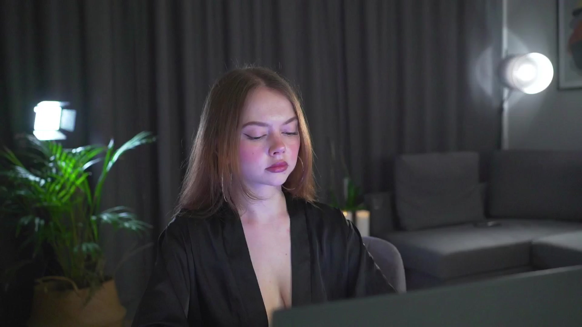 Gallery image thumbnail from Stacywithyou's myfreecams stream on, 08/28/2025, 22:12 image 18 of 20