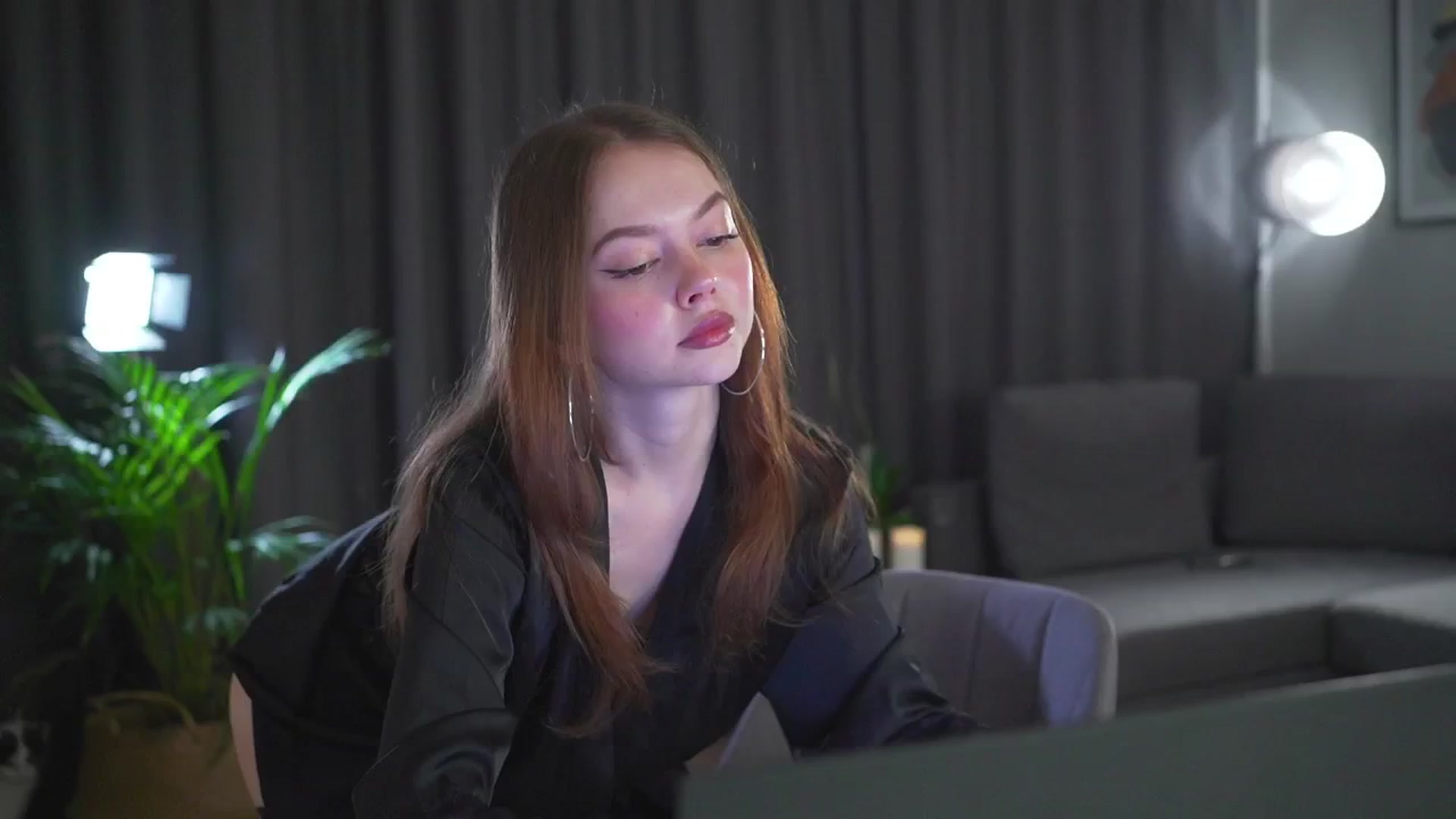 Gallery image thumbnail from Stacywithyou's myfreecams stream on, 08/28/2025, 22:12 image 12 of 20