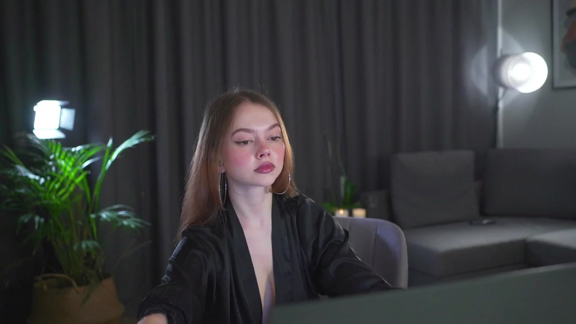 Gallery image thumbnail from Stacywithyou's myfreecams stream on, 08/28/2025, 22:12 image 5 of 20