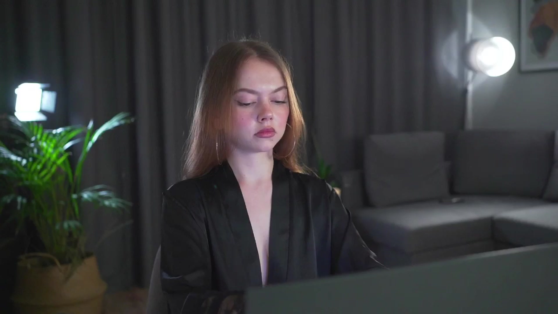 Gallery image thumbnail from Stacywithyou's myfreecams stream on, 08/29/2025, 24:21 image 16 of 20