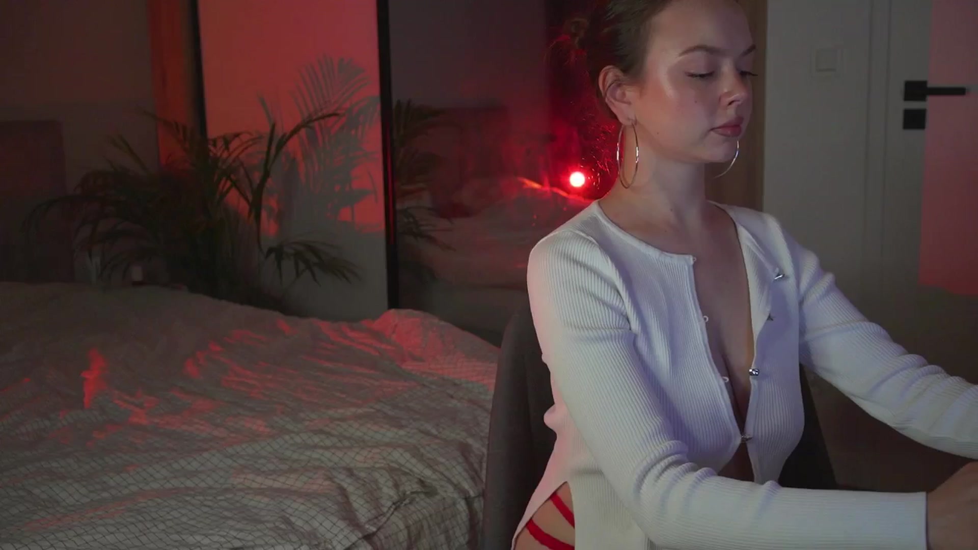 Gallery image thumbnail from Stacywithyou's myfreecams stream on, 08/31/2025, 23:32 image 16 of 20