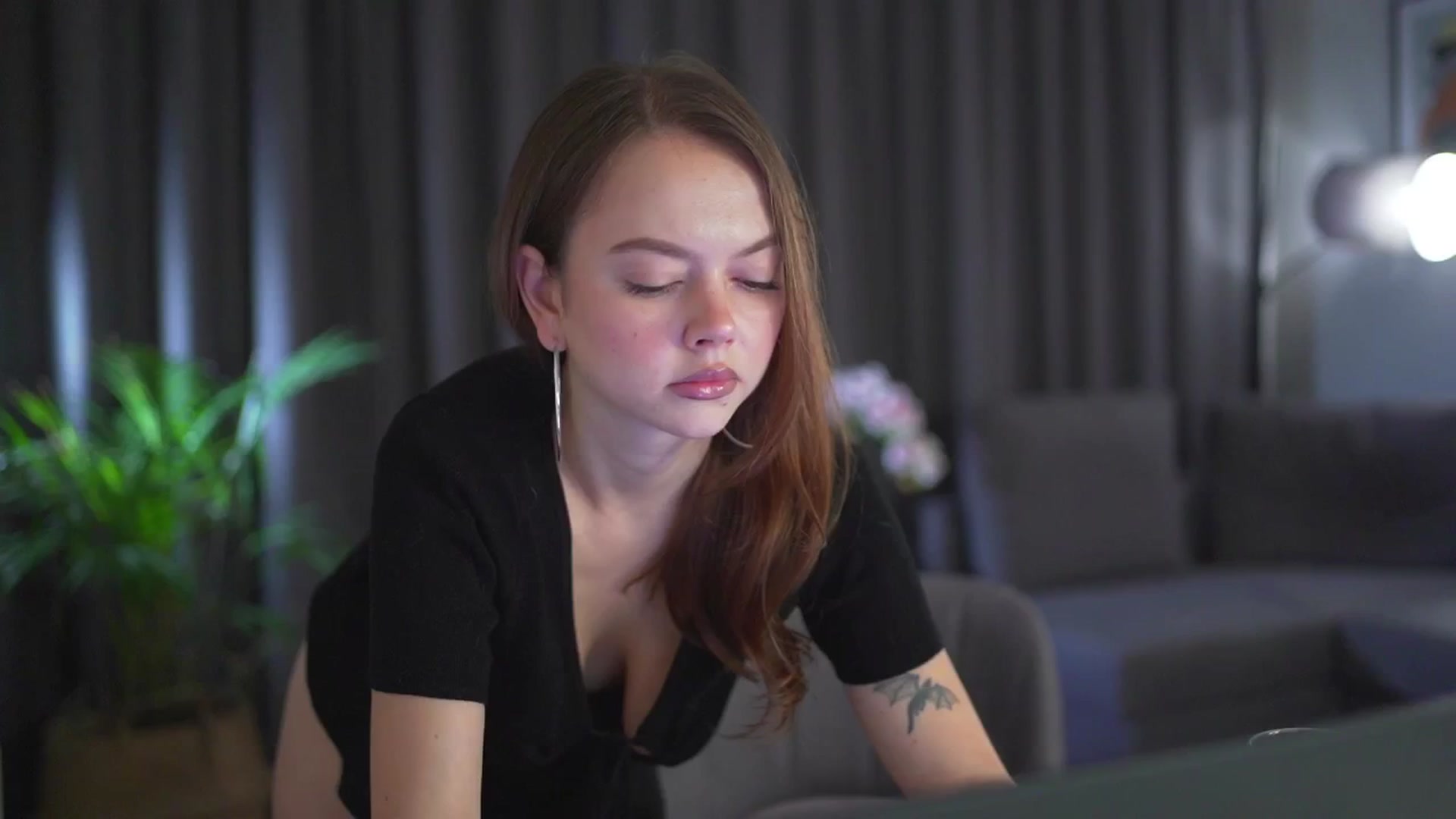 Gallery image thumbnail from Stacywithyou's myfreecams stream on, 09/04/2025, 21:37 image 18 of 20