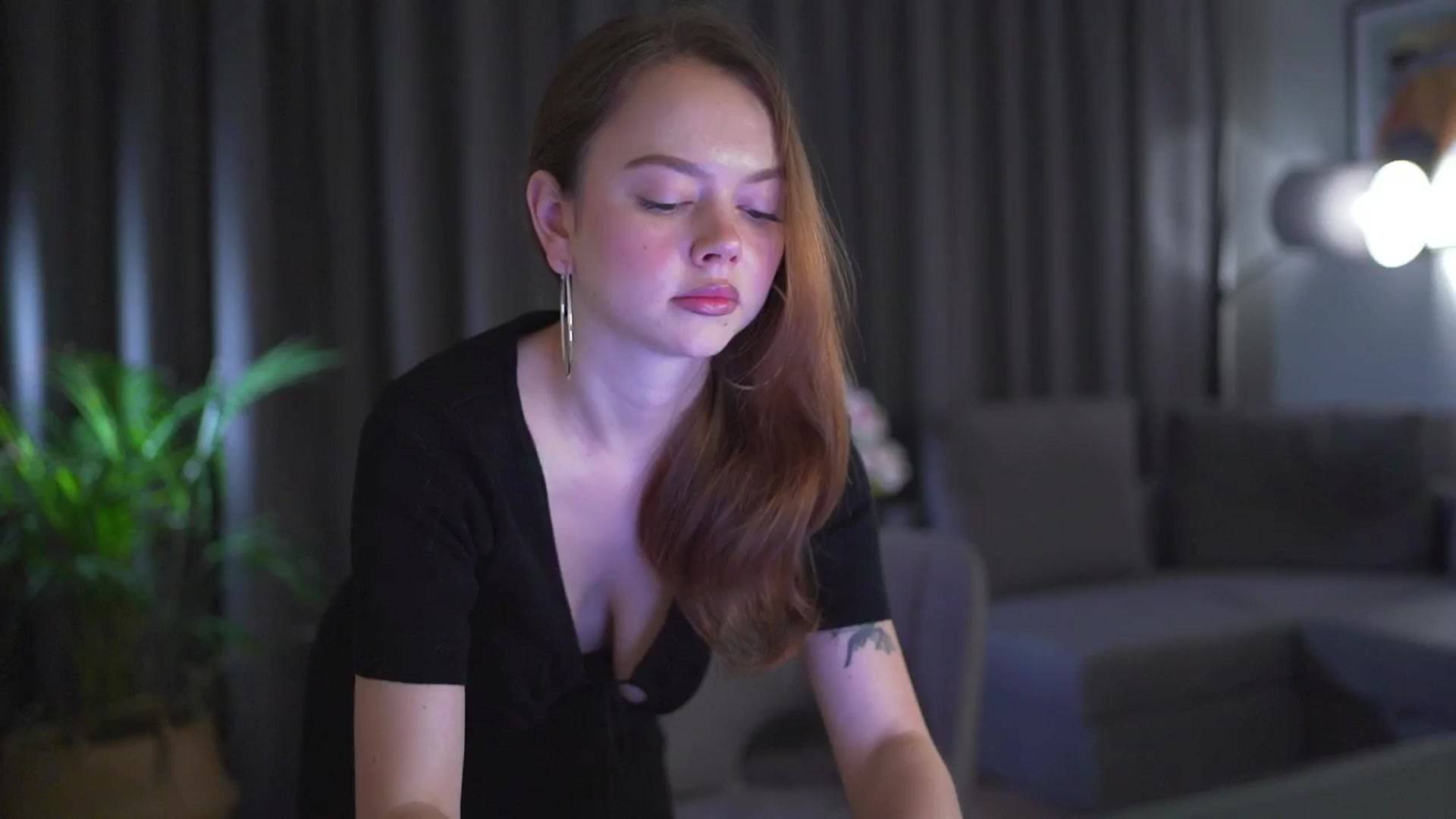 Gallery image thumbnail from Stacywithyou's myfreecams stream on, 09/04/2025, 23:19 image 11 of 20