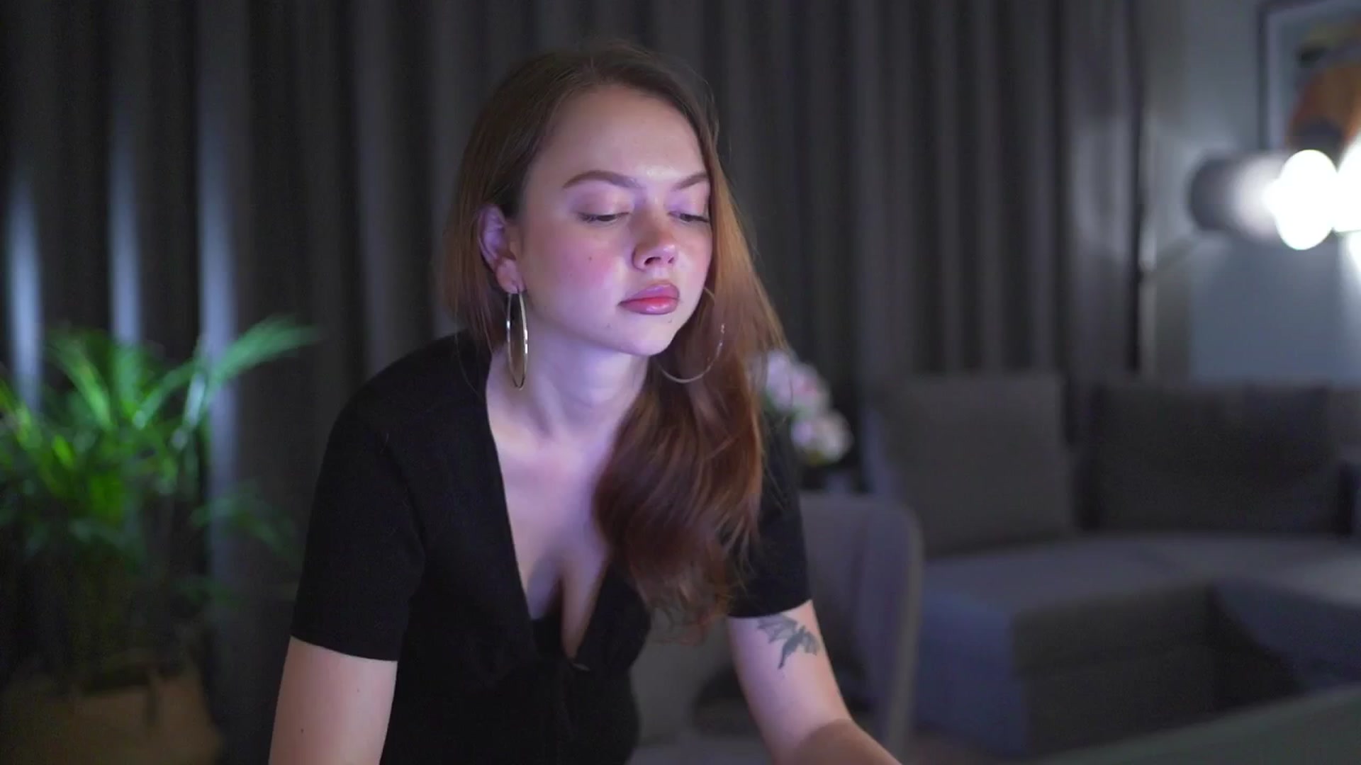Gallery image thumbnail from Stacywithyou's myfreecams stream on, 09/04/2025, 23:19 image 18 of 20