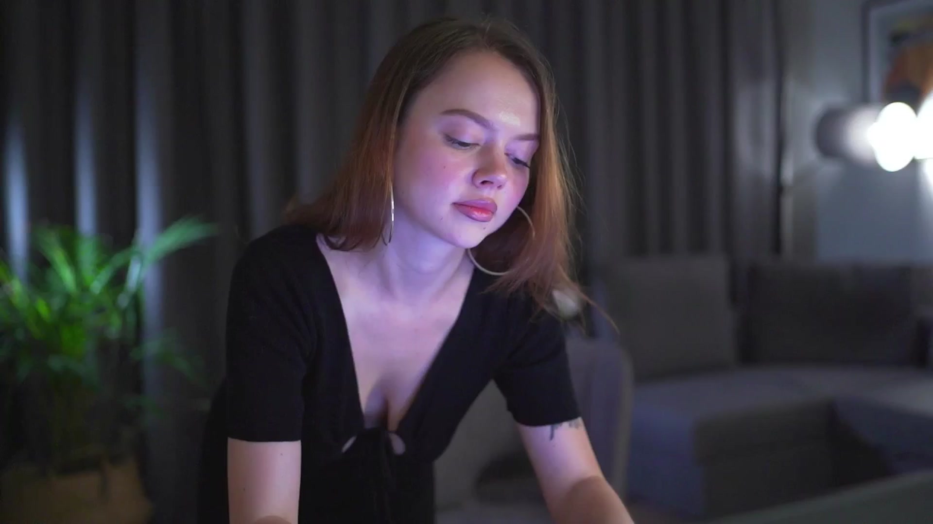 Gallery image thumbnail from Stacywithyou's myfreecams stream on, 09/04/2025, 23:19 image 10 of 20
