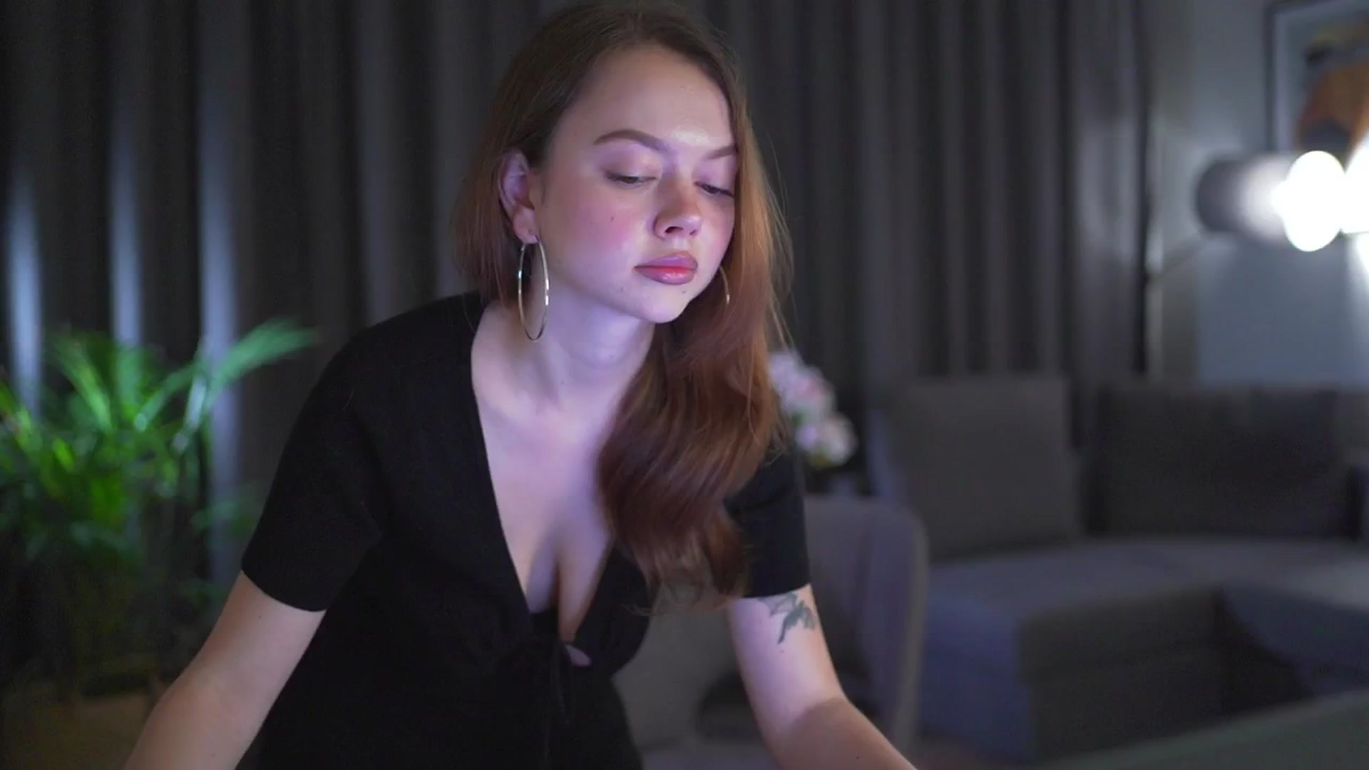 Gallery image thumbnail from Stacywithyou's myfreecams stream on, 09/04/2025, 23:19 image 17 of 20