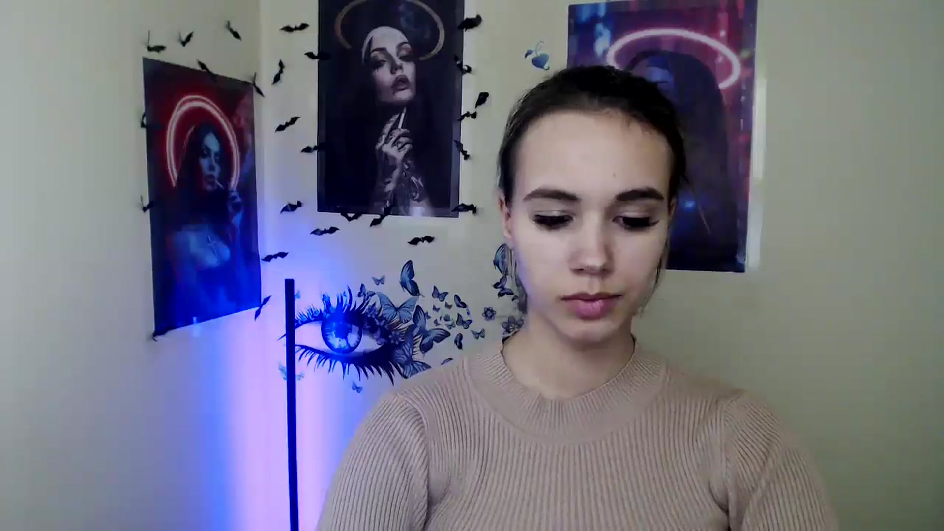 Gallery image thumbnail from StacyyyBB's myfreecams stream on, 11/18/2025, 12:31 image 18 of 20