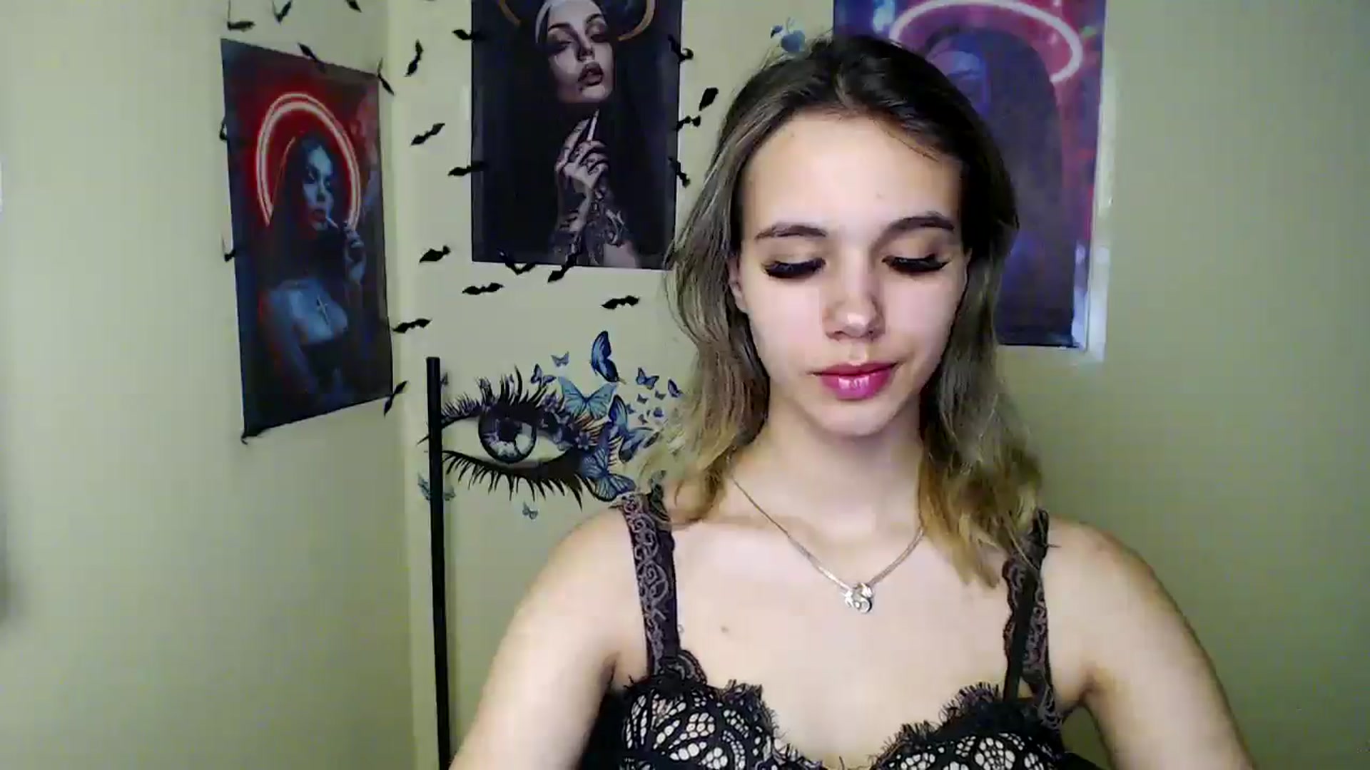 Gallery image thumbnail from StacyyyBB's myfreecams stream on, 11/20/2025, 14:18 image 15 of 20