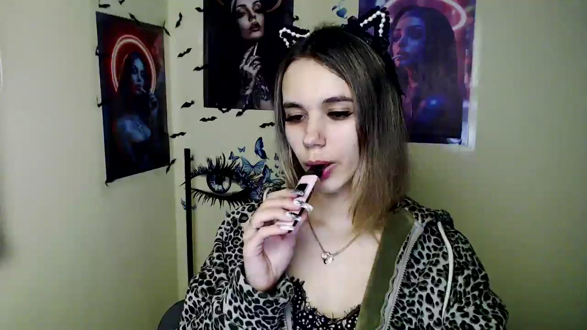 Gallery image thumbnail from StacyyyBB's myfreecams stream on, 11/20/2025, 15:52 image 16 of 20