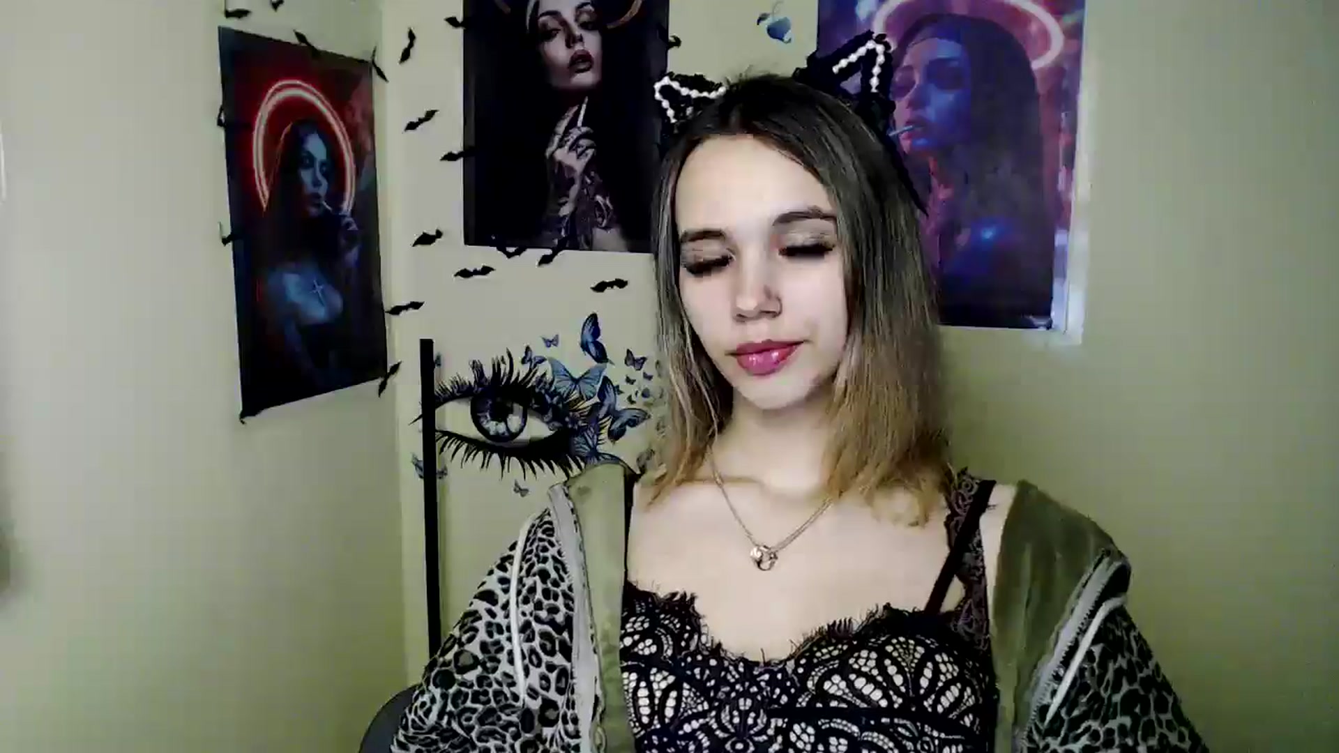 Gallery image thumbnail from StacyyyBB's myfreecams stream on, 11/20/2025, 15:52 image 10 of 20
