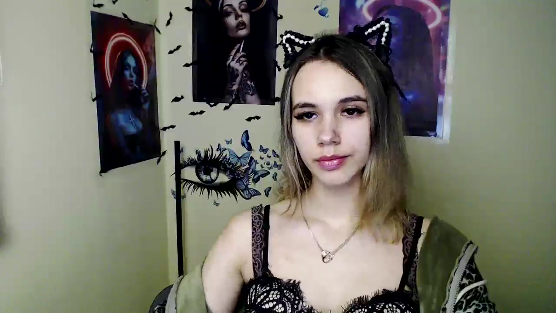 Gallery image thumbnail from StacyyyBB's myfreecams stream on, 11/20/2025, 15:52 image 14 of 20