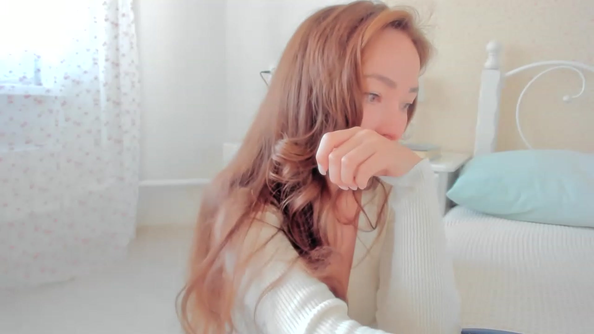 Gallery image thumbnail from StandardWoman's myfreecams stream on, 06/17/2023, 03:26 image 11 of 20