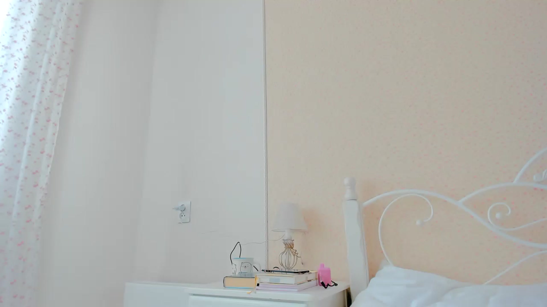 Gallery image thumbnail from StandardWoman's myfreecams stream on, 07/05/2023, 07:46 image 19 of 20
