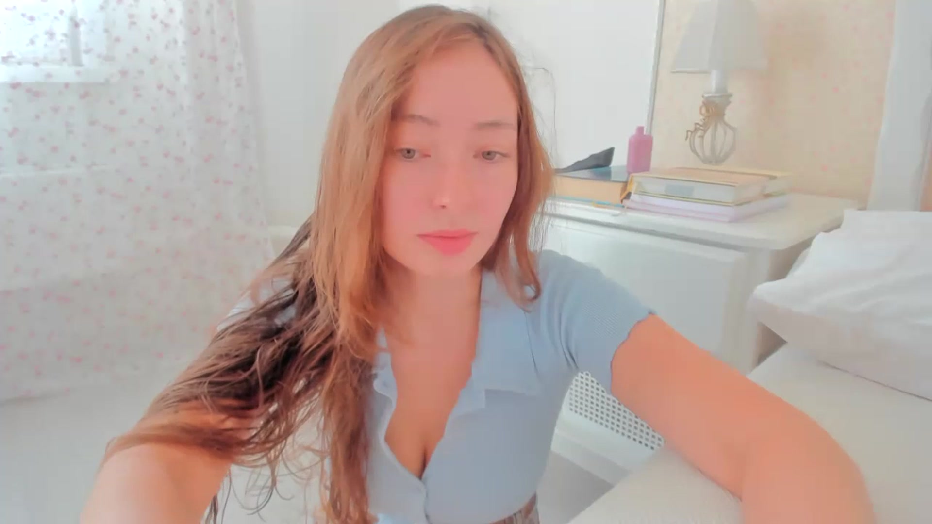 Gallery image thumbnail from StandardWoman's myfreecams stream on, 07/10/2023, 10:53 image 10 of 20