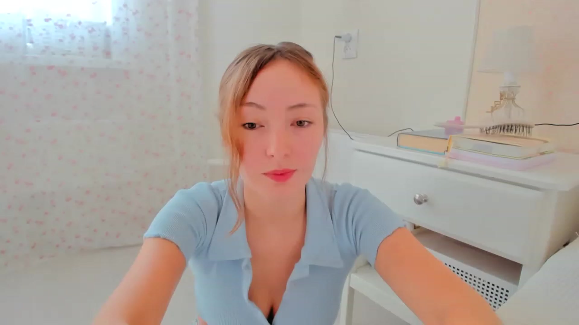 Gallery image thumbnail from StandardWoman's myfreecams stream on, 07/12/2023, 09:26 image 18 of 20