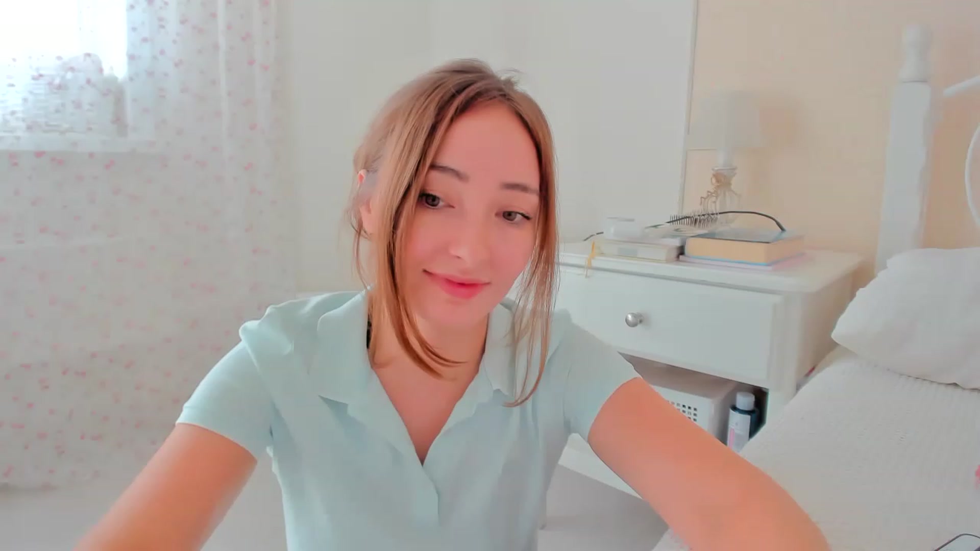 Gallery image thumbnail from StandardWoman's myfreecams stream on, 07/19/2023, 10:50 image 4 of 20