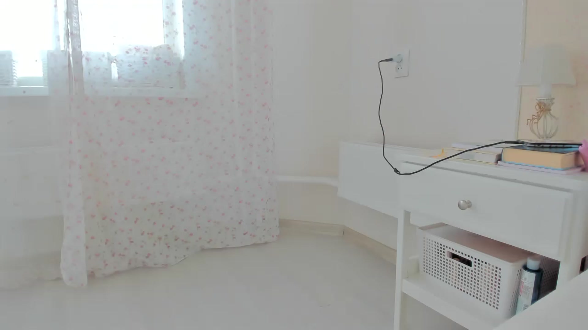 Gallery image thumbnail from StandardWoman's myfreecams stream on, 07/20/2023, 09:08 image 9 of 20
