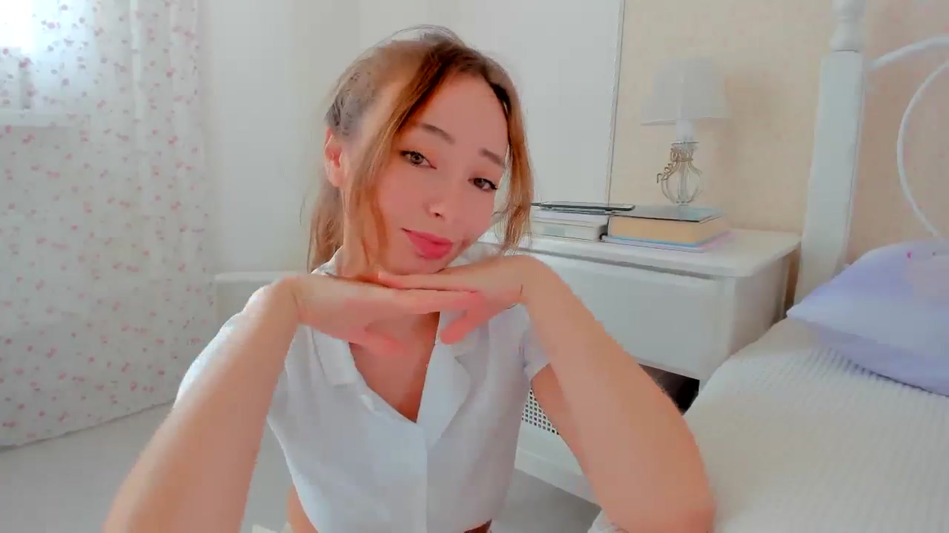 Gallery image thumbnail from StandardWoman's myfreecams stream on, 08/09/2023, 08:52 image 10 of 20