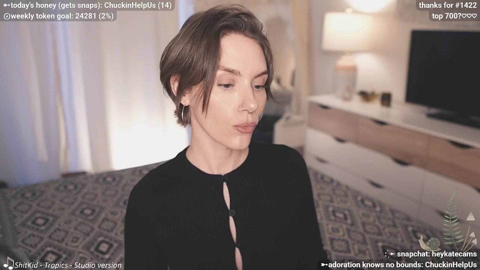 Gallery image thumbnail from StanleyCucci's myfreecams stream on, 04/18/2026, 02:11 image 10 of 20