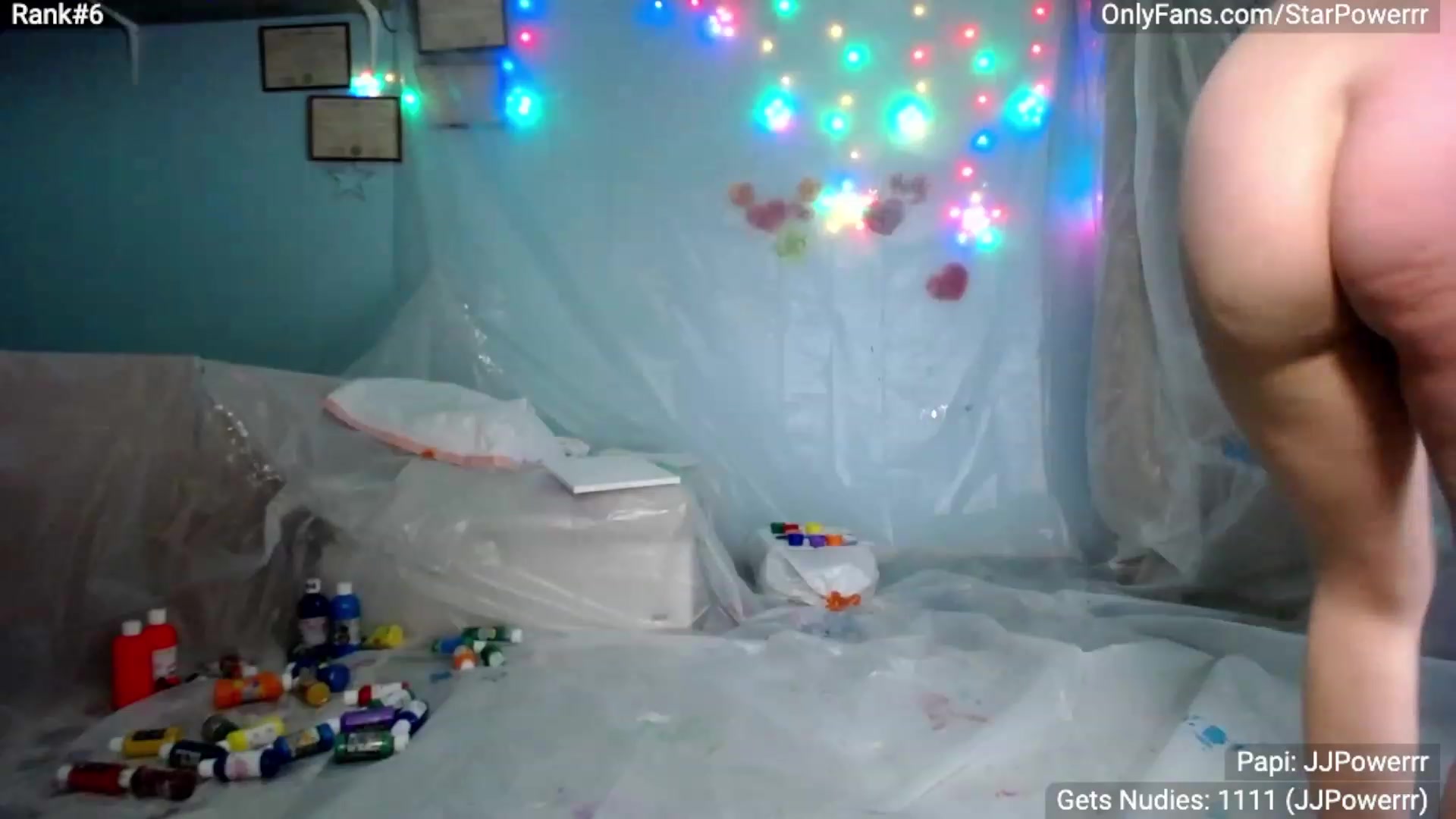 Gallery image thumbnail from StarPowerrr's myfreecams stream on, 04/04/2023, 10:22 image 7 of 20